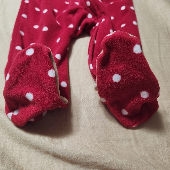 Girls Christmas footed‎ pajamas size 6-9 months - Picture 2 of 7